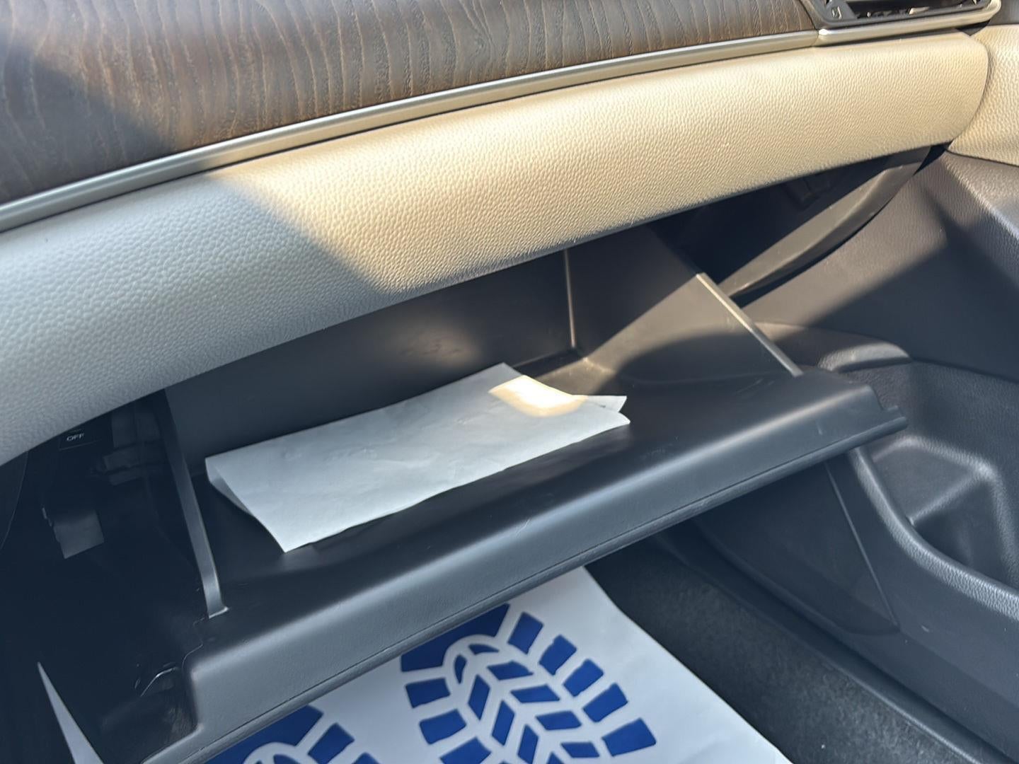 2020 Honda Accord Hybrid Touring