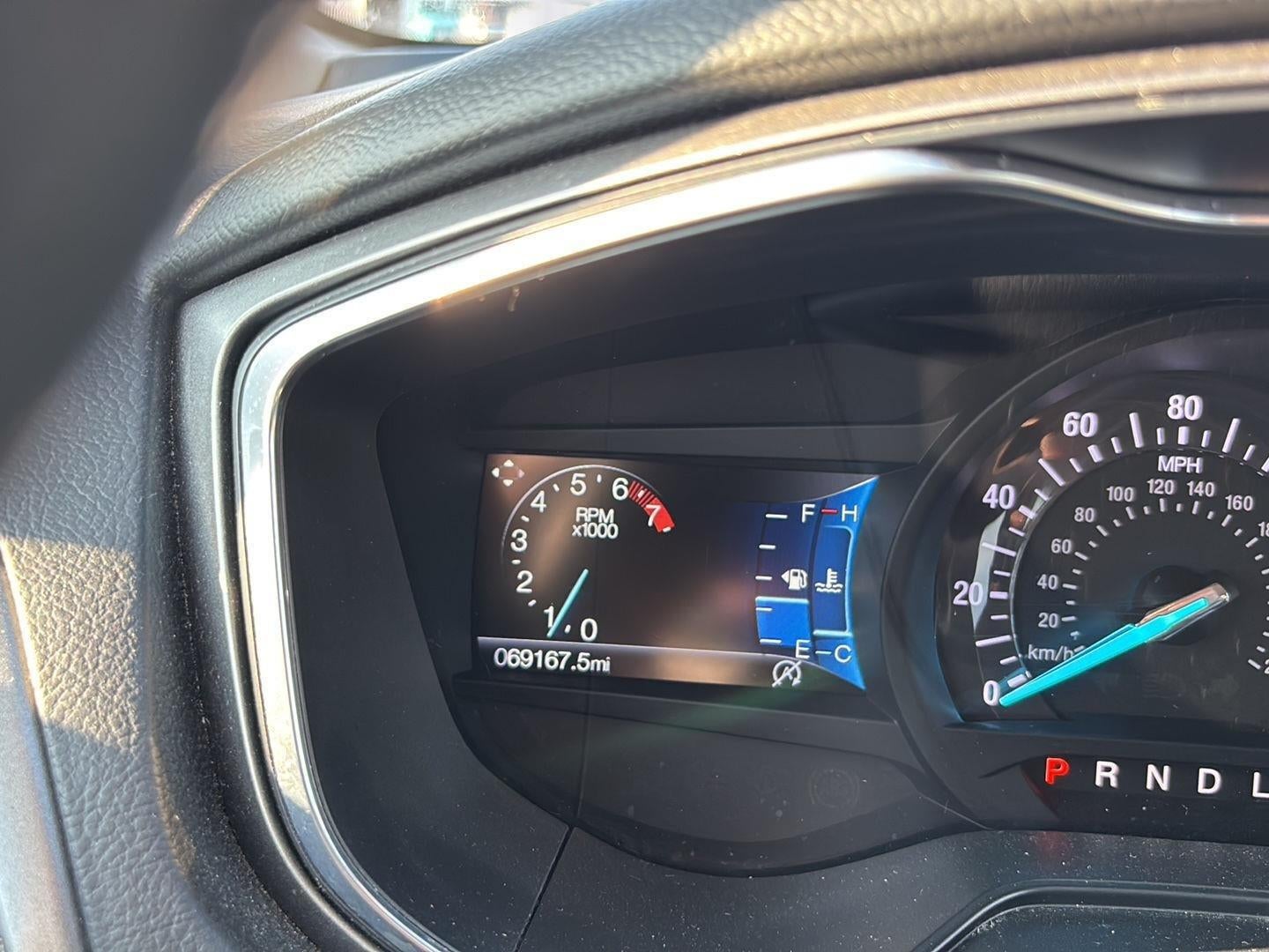 2020 Ford Fusion SE