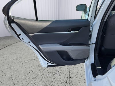 2022 Toyota CAMRY HYBRID LE