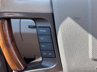 2014 Lincoln Navigator Base