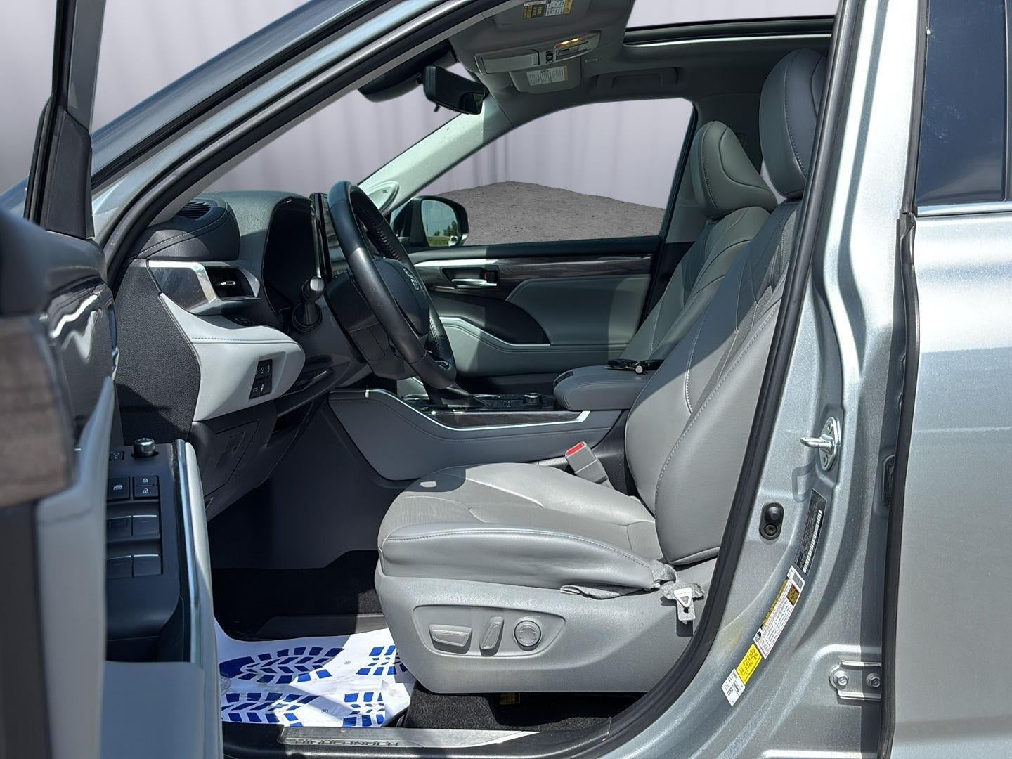 2024 Toyota Highlander Platinum