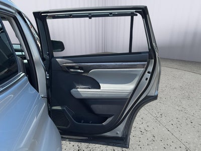 2024 Toyota Highlander Platinum
