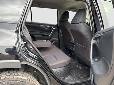 2023 Toyota RAV4 Hybrid LE