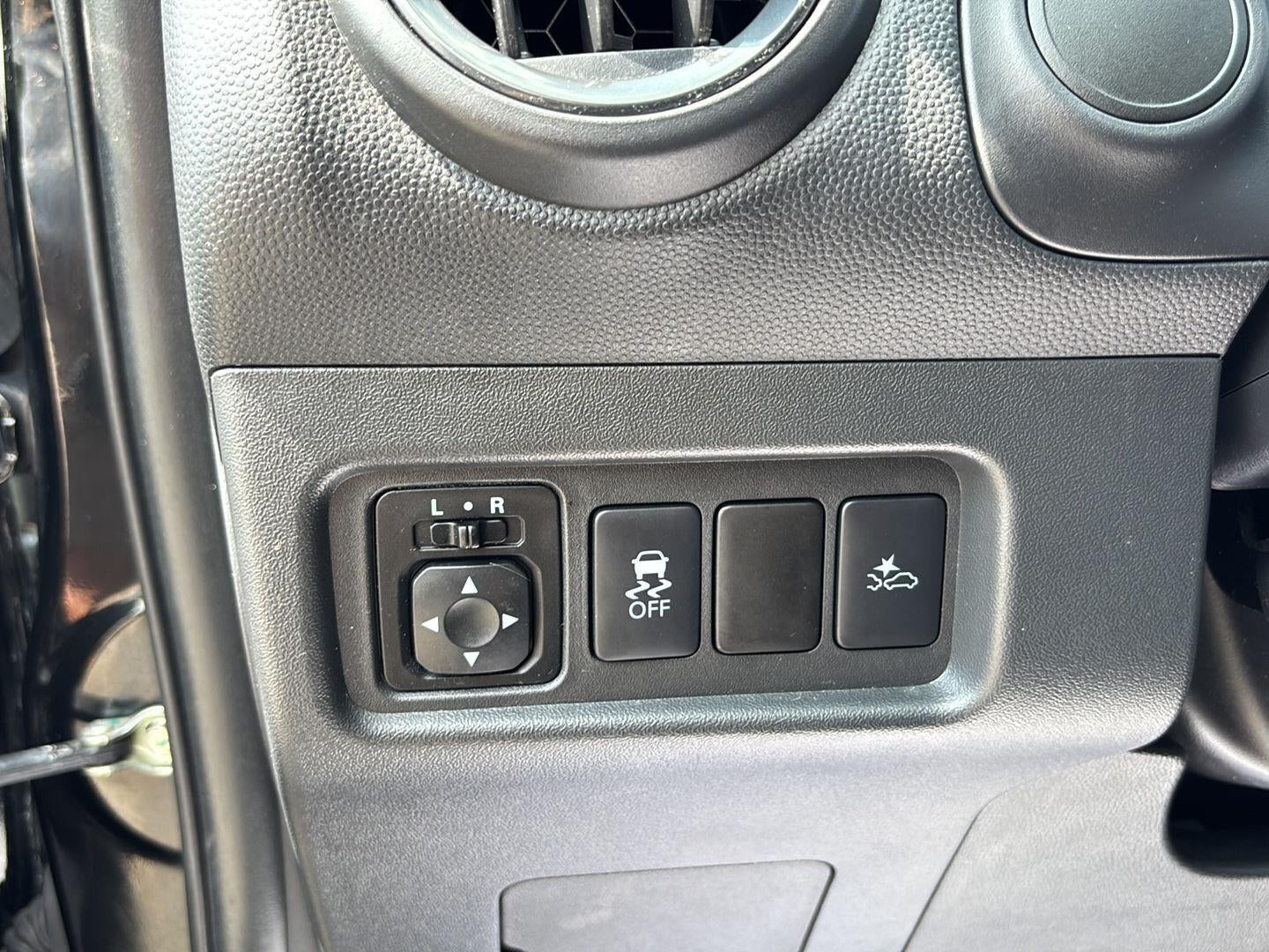 2022 Mitsubishi Mirage ES