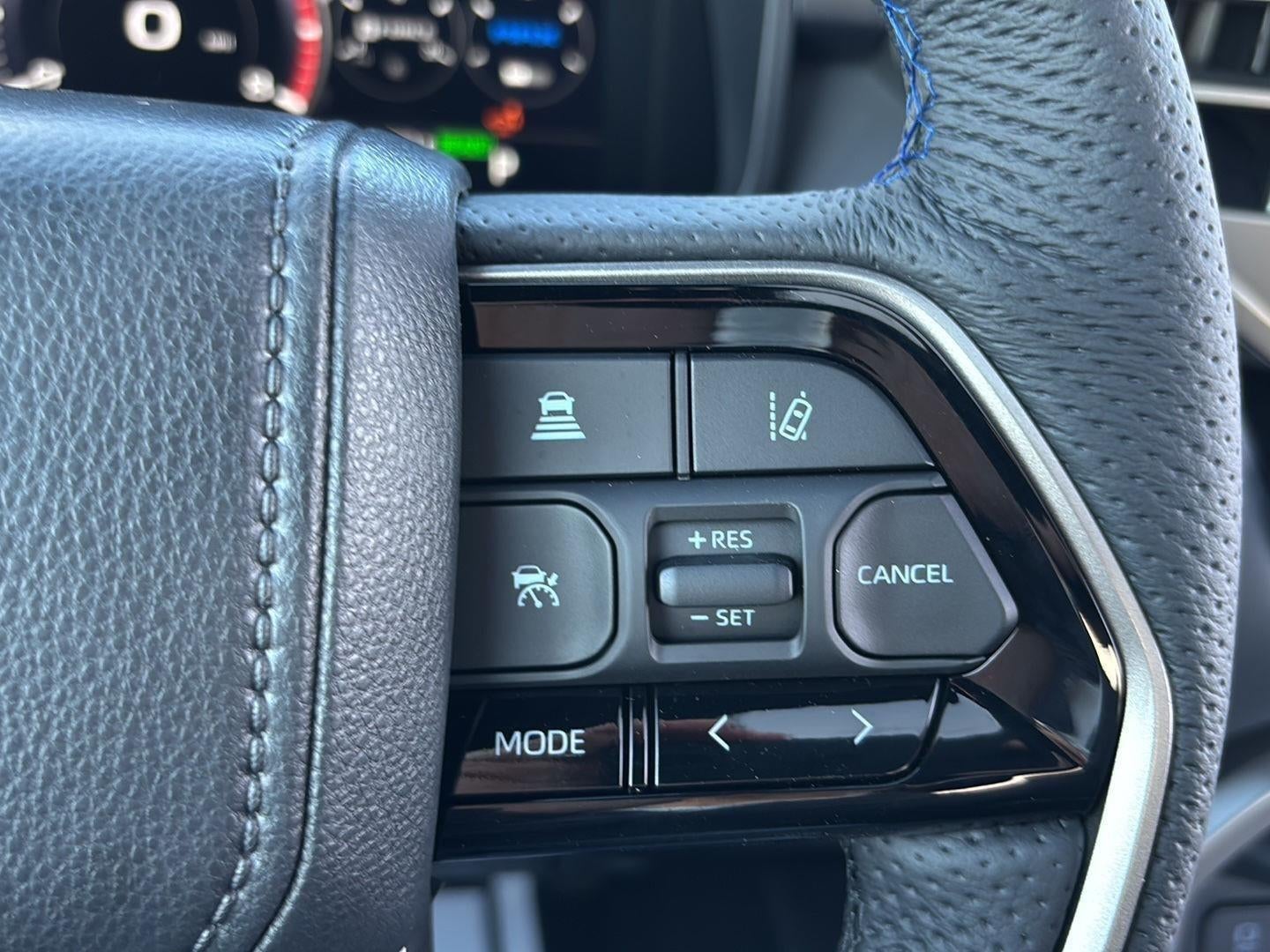 2026 Toyota Tundra i-FORCE MAX Tundra Platinum