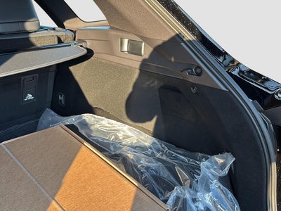 2025 Toyota Toyota Crown Signia Limited