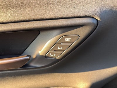 2025 Toyota Toyota Crown Signia Limited