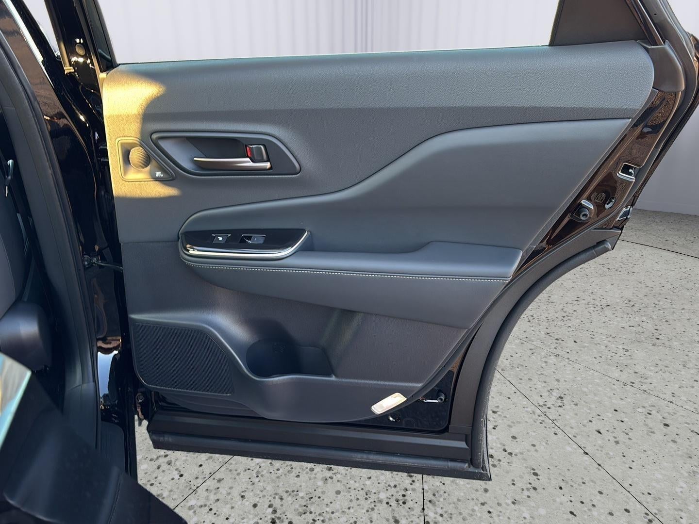 2025 Toyota Toyota Crown Signia Limited