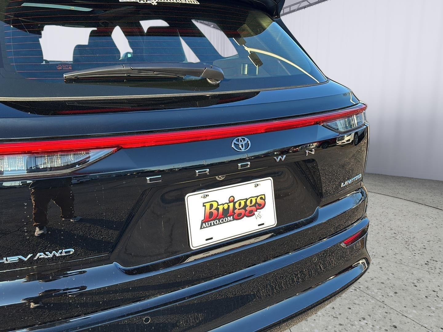 2025 Toyota Toyota Crown Signia Limited