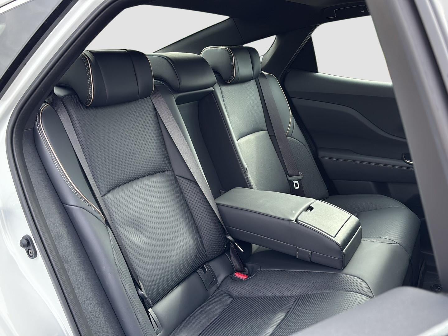 2026 Toyota Toyota Crown Platinum