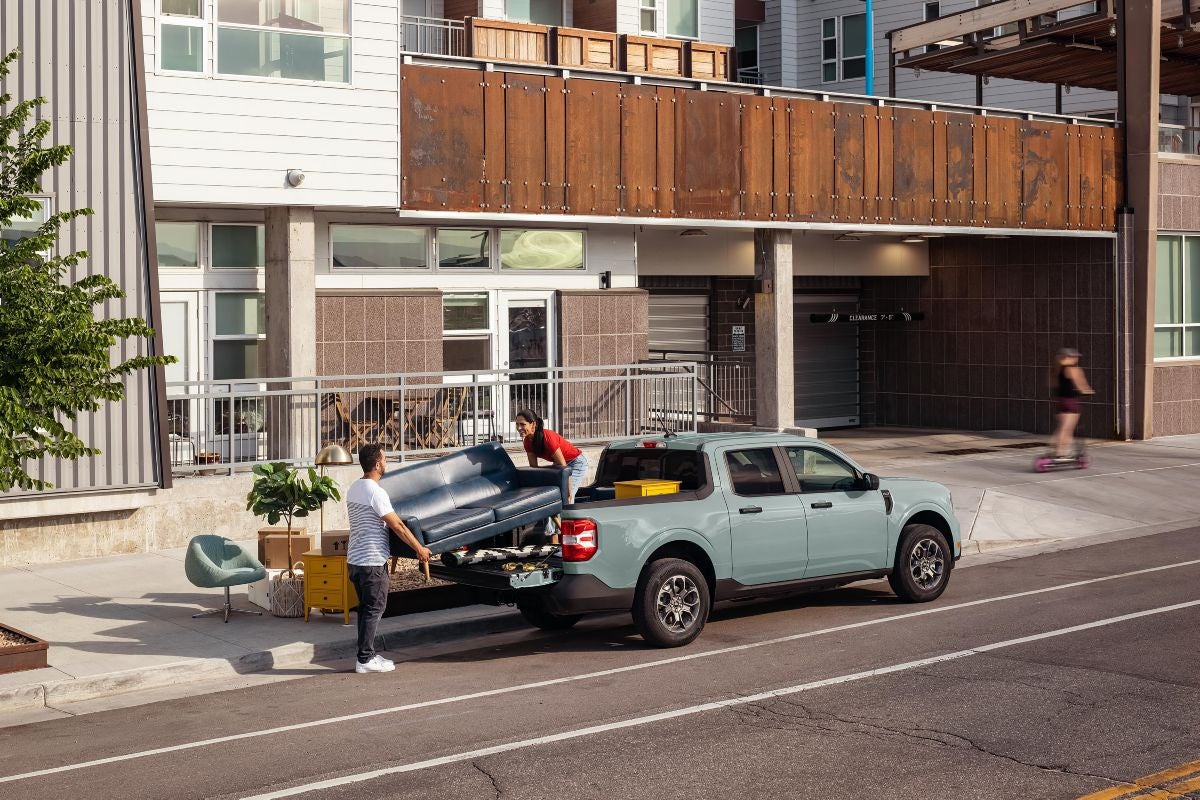 2024 Ford Maverick Exterior Passenger Side Rear Profile